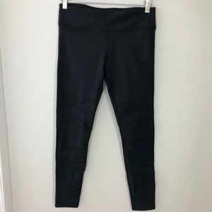 Black/Mesh Leggings | Fabletics